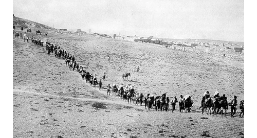 23 επιζώντες από τους 3000: Τα Τάγματα Εργασίας μέσα από τα μάτια του Ηλία Βενέζη